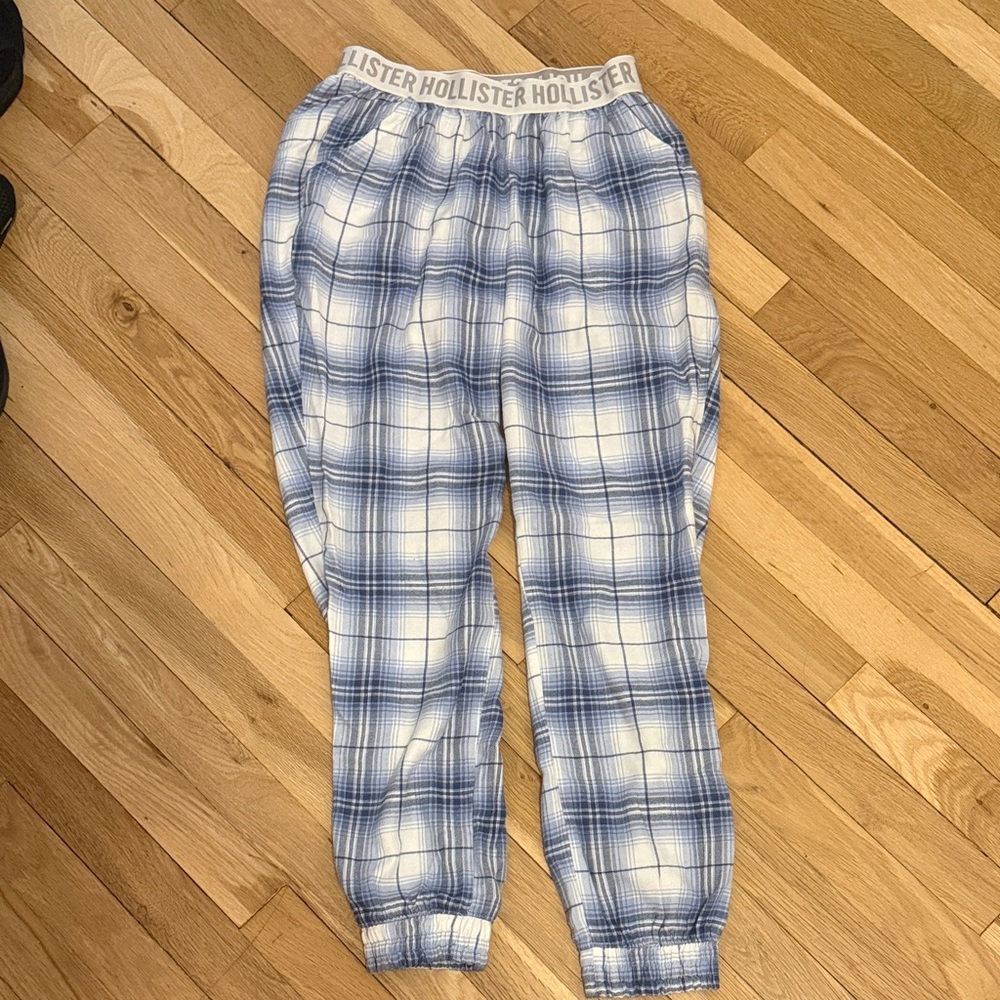 Hollister White and Blue Plaid Joggers